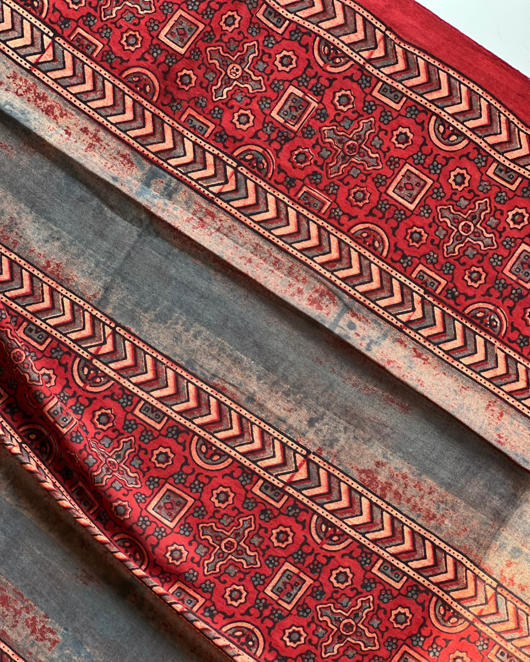 Stipes of Rann Ki Kala Naturally Dyed Ajrakh Cotton Dupatta - HOAN