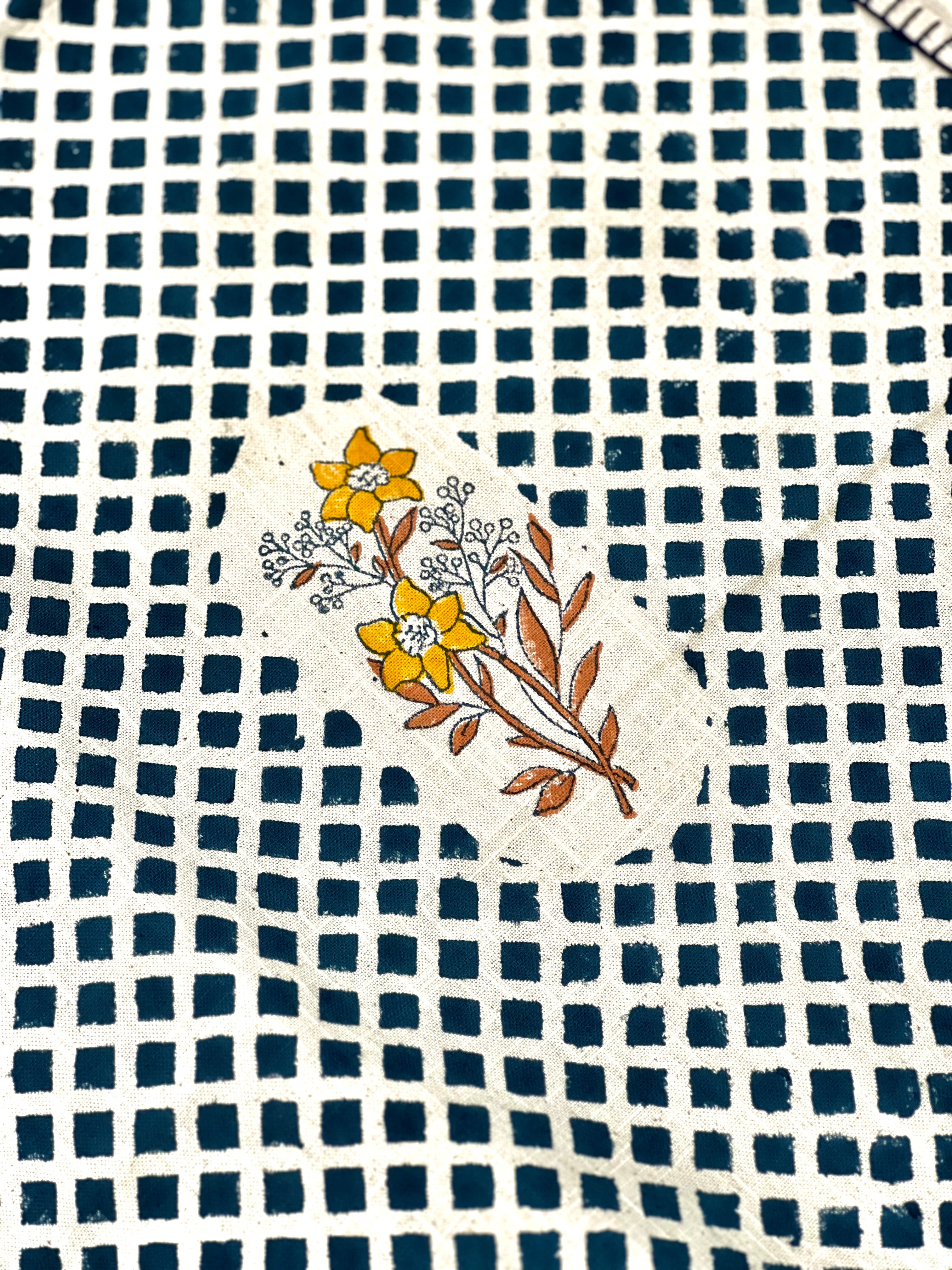 The Corbett Blue - Hand Block Cotton Slub Tablecloth - 6 Seater - Bloc á Main