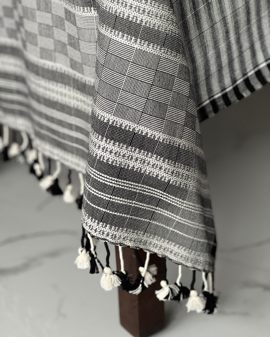 Geometric Monochrome Kala Cotton Bhujodi Stole - HOAN