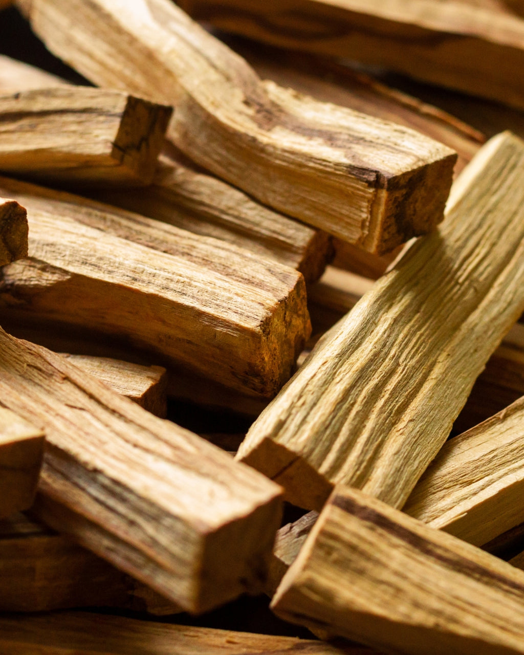 Indian Temple Incense Sticks - Sandalwood - House of Amayra - 12 Sticks