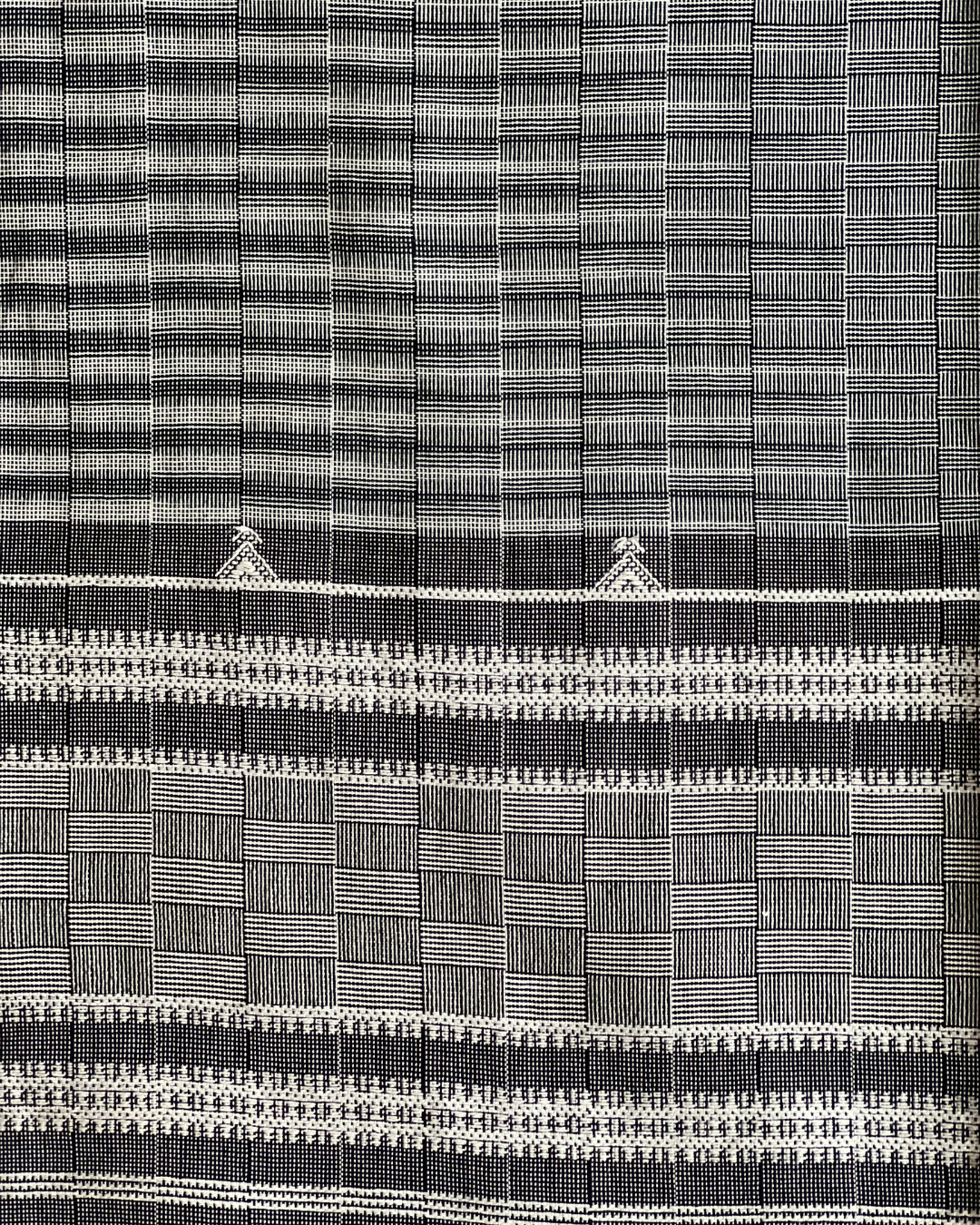 Geometric Monochrome Kala Cotton Bhujodi Stole - HOAN