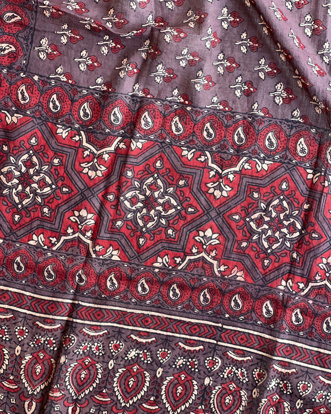 Rakth Naturally Dyed Ajrakh Mangalgiri Cotton Dupatta - HOAN