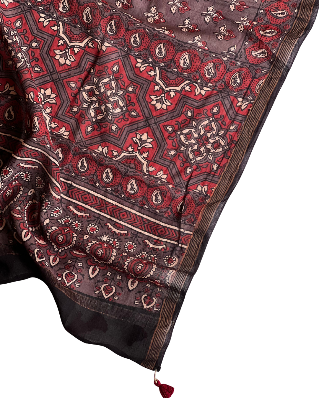 Rakth Naturally Dyed Ajrakh Mangalgiri Cotton Dupatta - HOAN