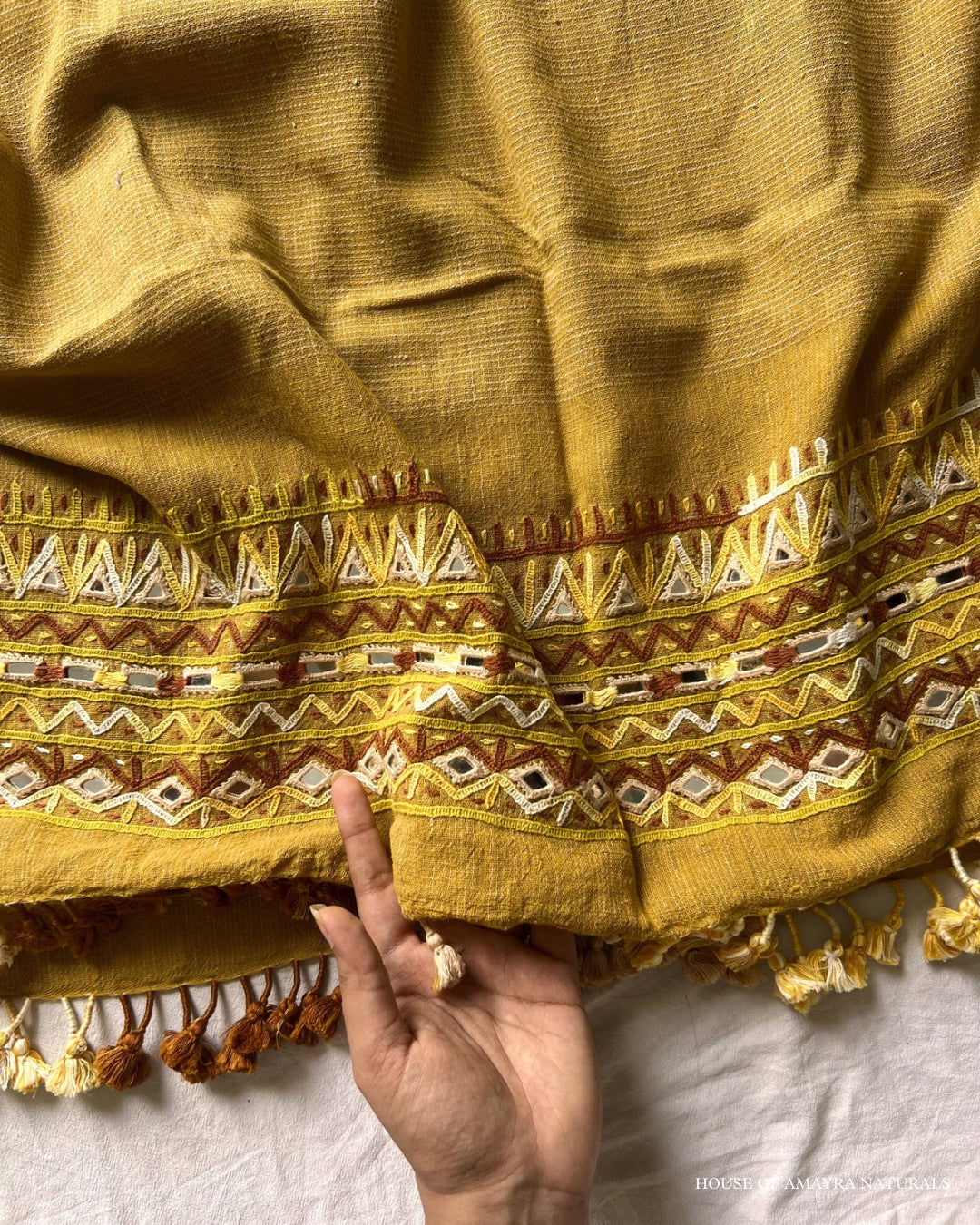Peelo Rabari Hand Embroidery Kala Cotton Dupatta - HOAN