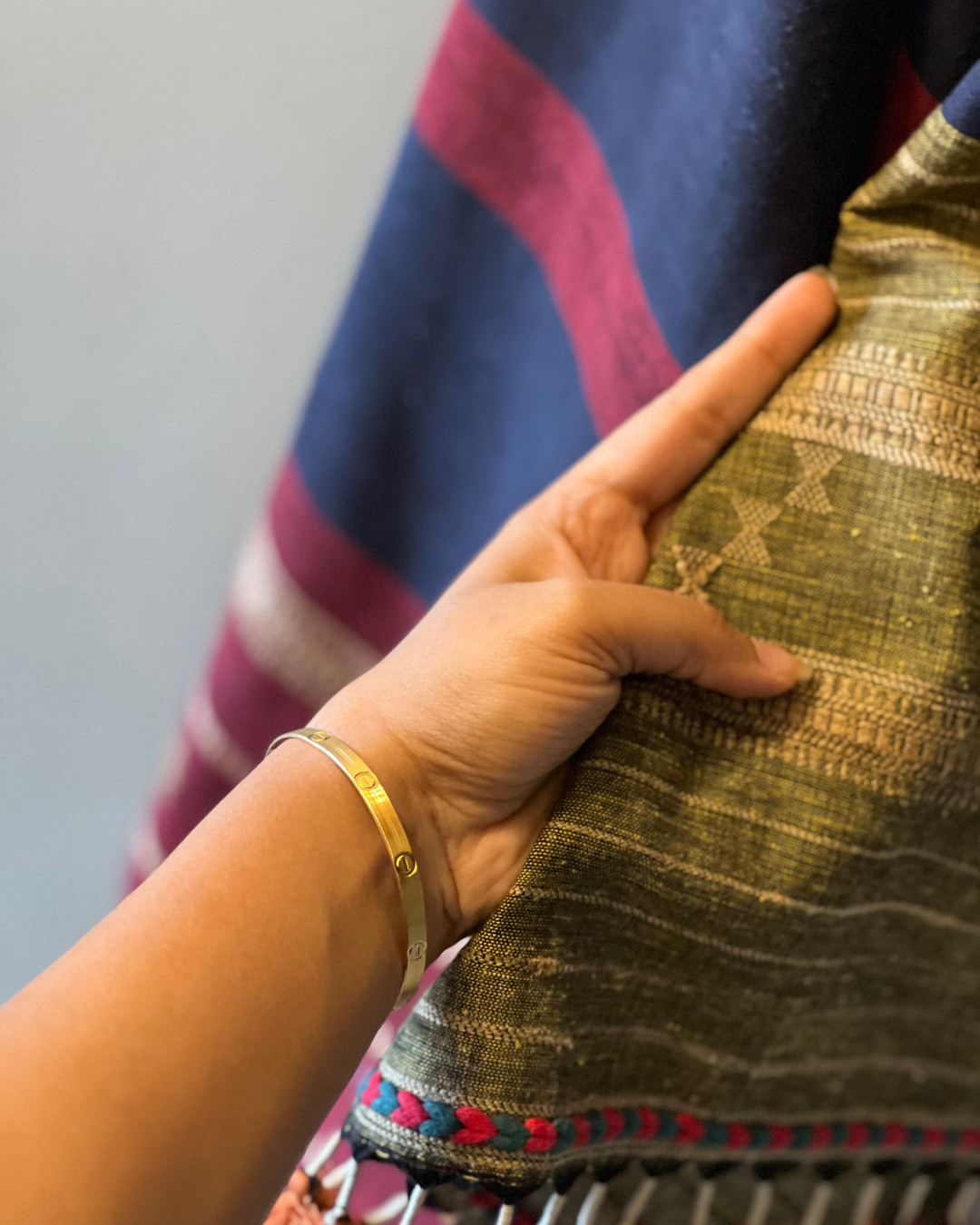 Kanha Kala Cotton Bhujodi Weave Stole DESIGNER EDIT - HOAN