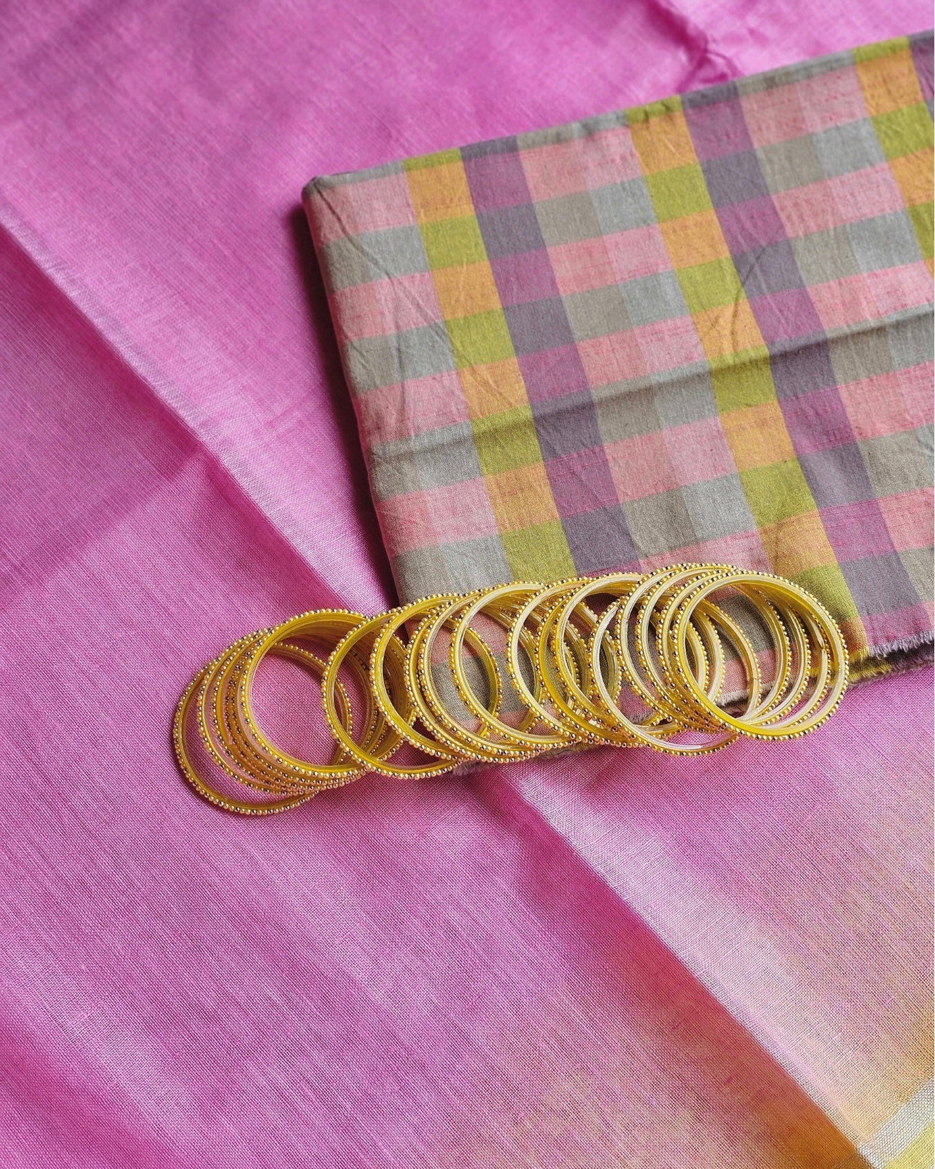 Gulabo Ombre Linen Saree with Handspun Cotton Blouse - House of Amayra
